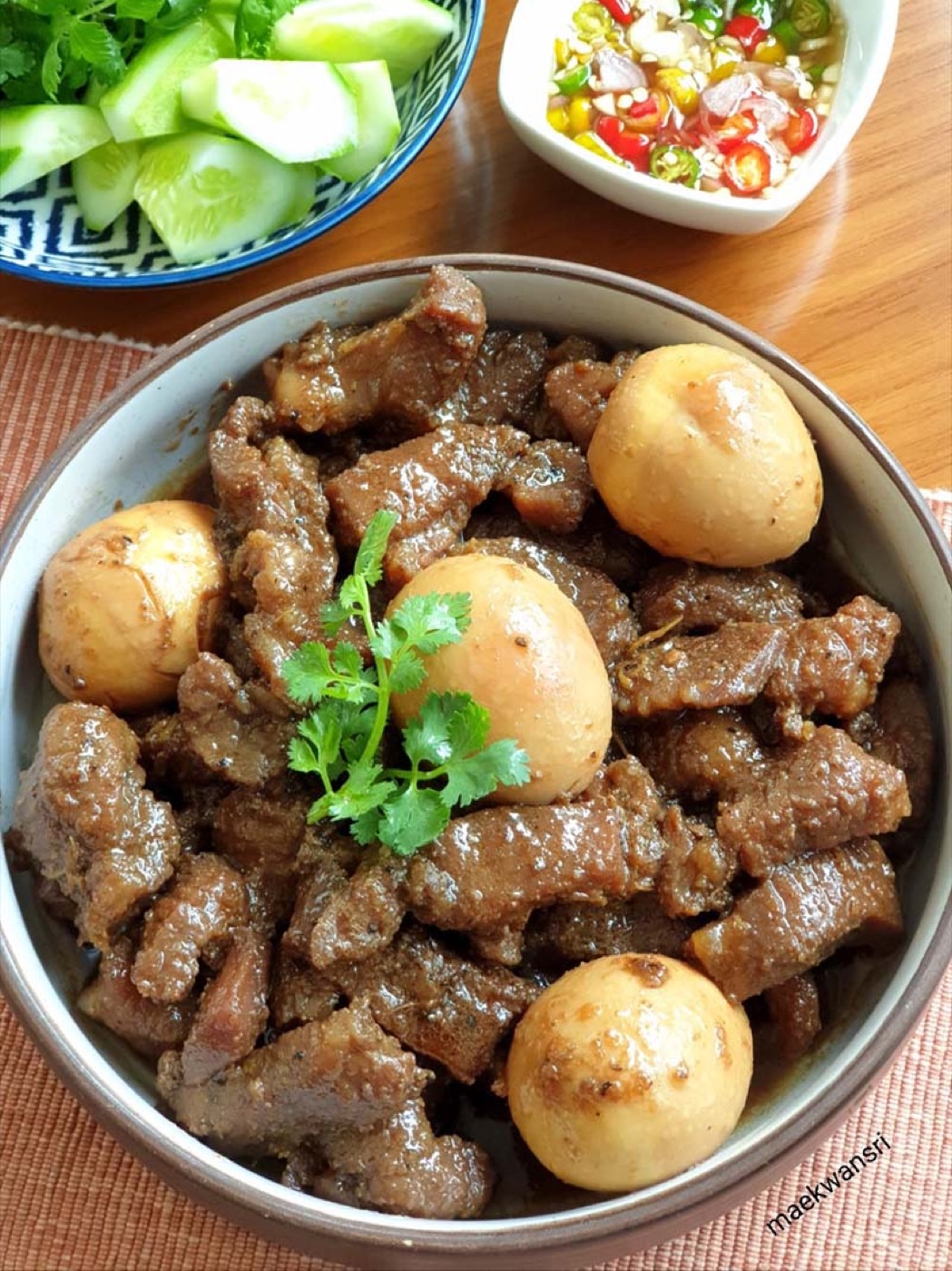 Moo Hong: Thai Five-Spice Braised Pork with Boiled Eggs