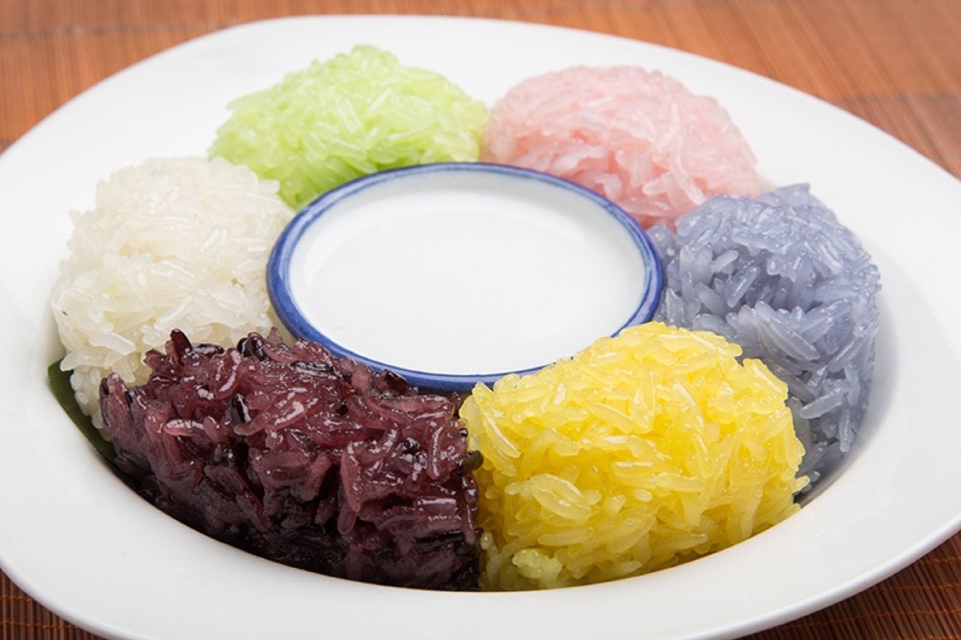 Thai Coconut Sticky Rice in a Rice Cooker (No Overnight Soaking)